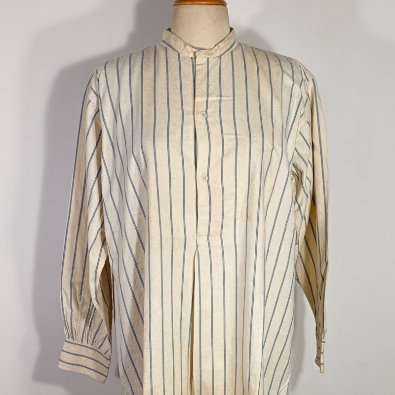 CHEMISES SANS COL FABRICATION CIVIL ANCIENNE EN TISSU RAYE GUERRE 1914 1918 ET 1939 1945